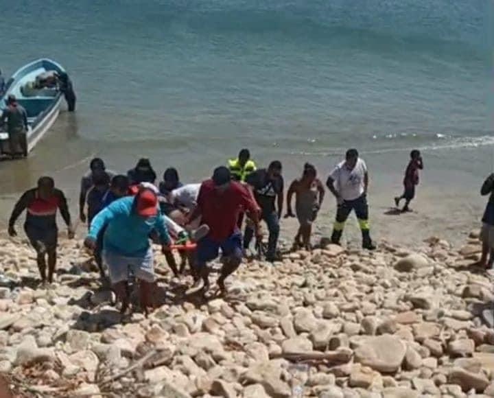 Buzo es atacado por tiburón en SalinaCruz, Oaxaca.