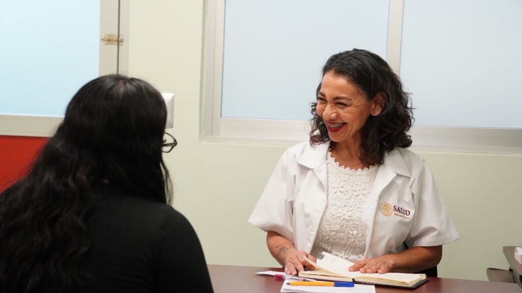 Exaltan labor de profesionales de psicología como pilares en la salud mental