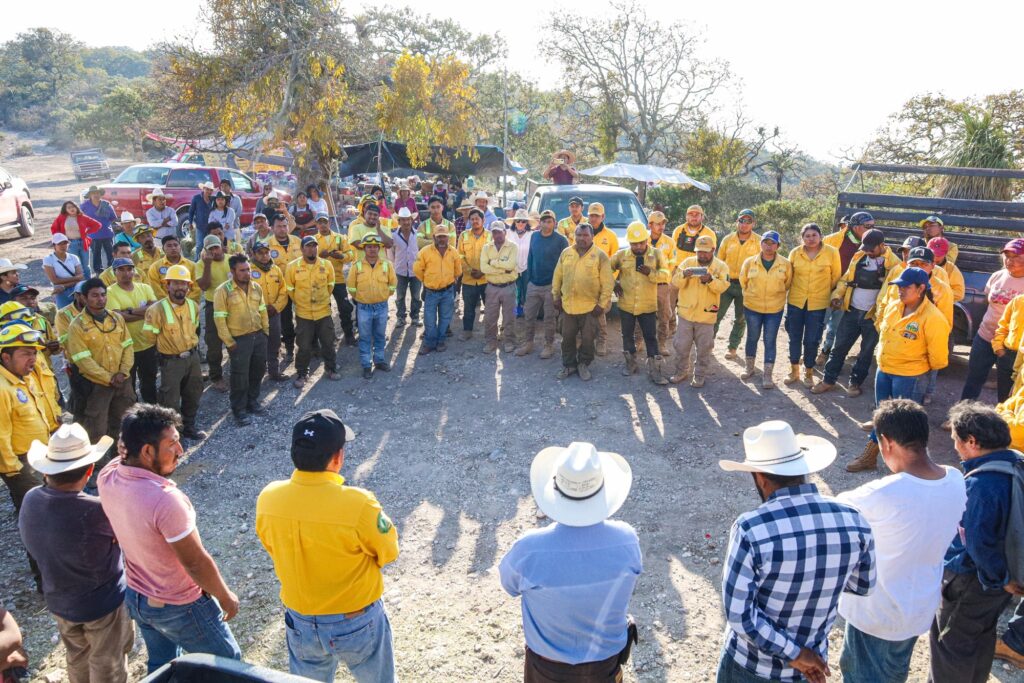 Controlado al 100% el incendio forestal en Tepelmeme Villa de Morelos