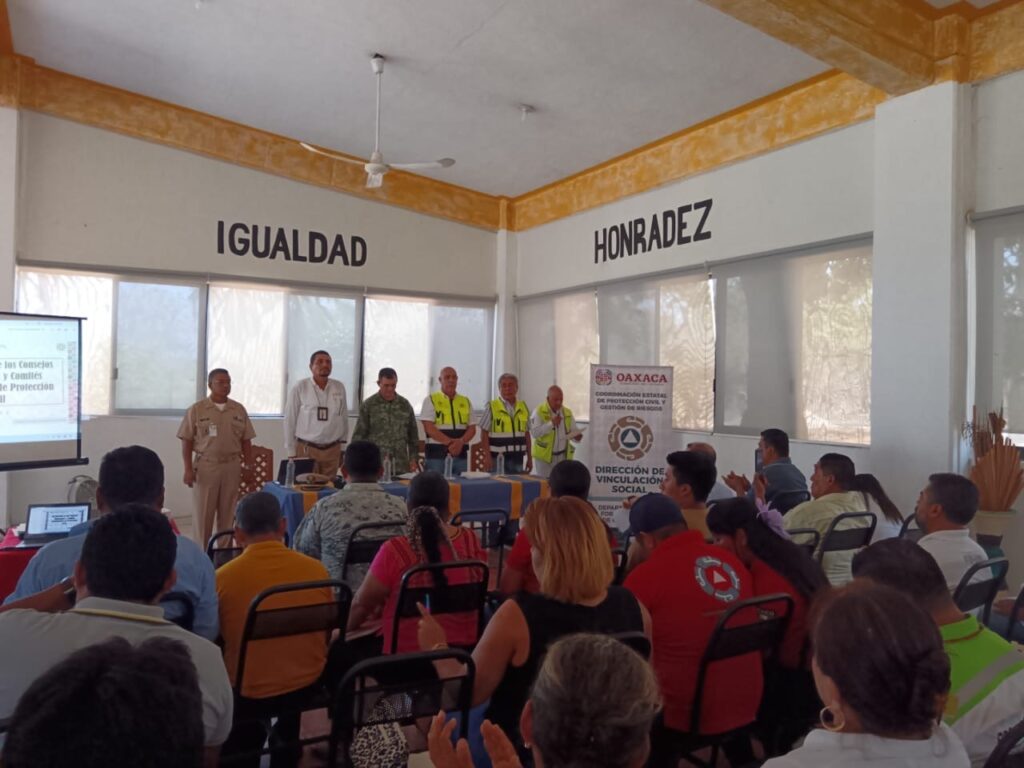 Santa María Colotepec integra su Consejo Regional y Comités Comunitarios de Protección Civil