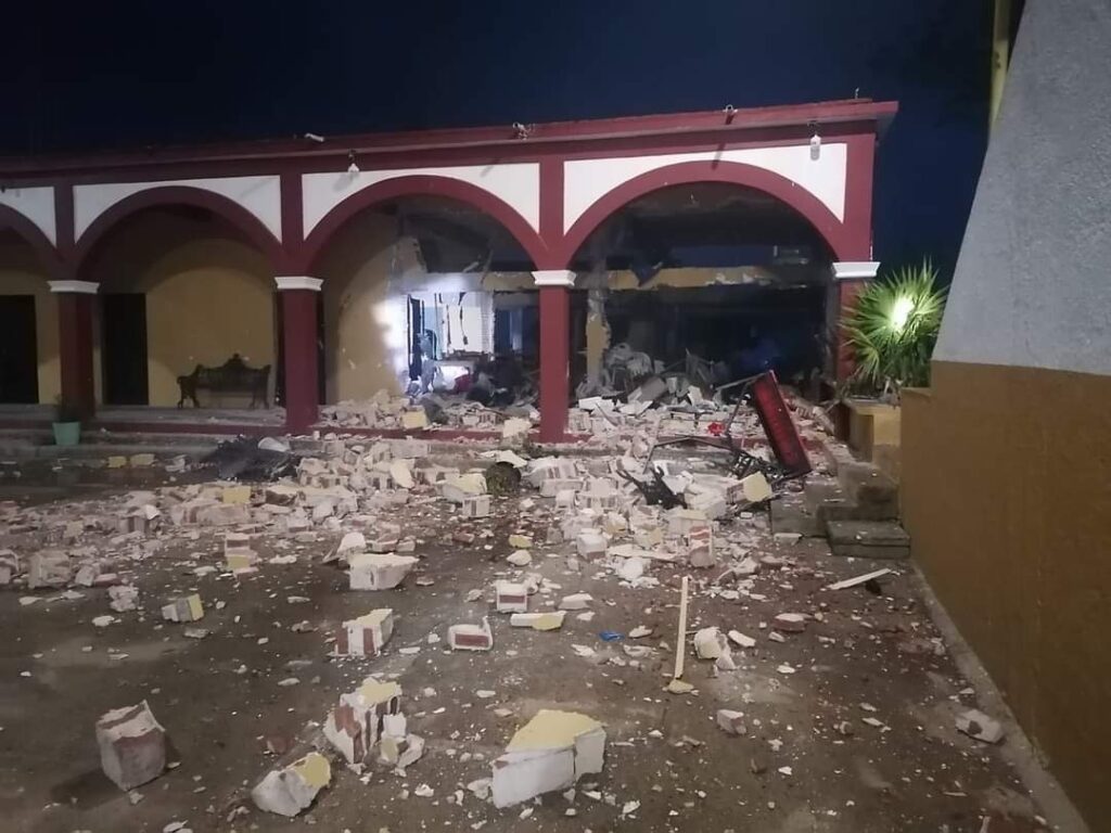 Protección Civil acude a zona de explosión en Santa María Jicaltepec