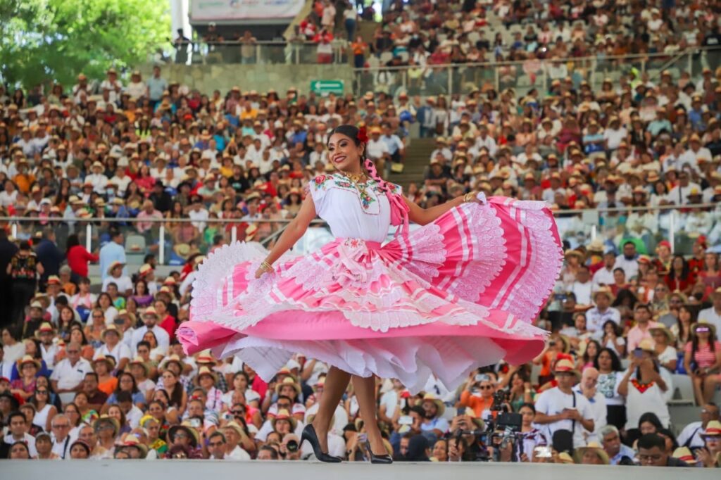 ¡Viva Oaxaca, viva la Guelaguetza! inicia la fiesta étnica más importante de América Latina 2024
